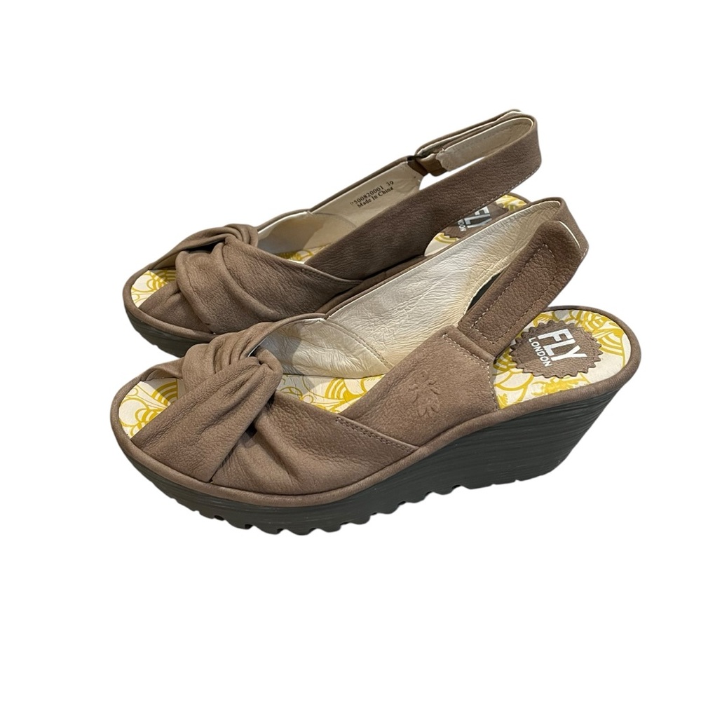 FLY London Yates Taupe Nubuck Wedge Sandal, Sz 39 - Picture 3 of 15